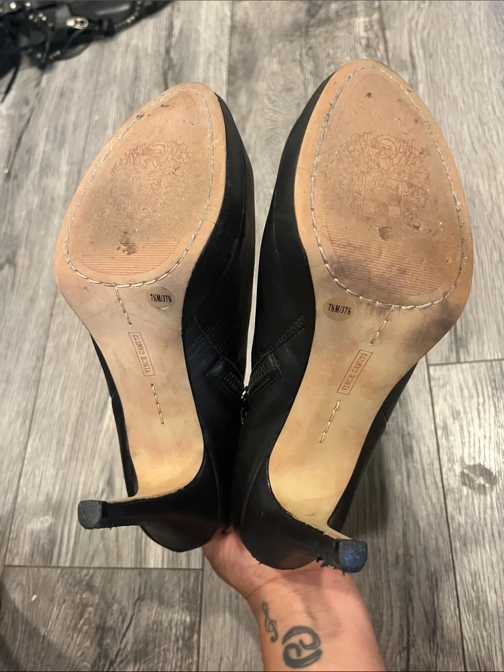Vince Camuto Black Leather Zip Ankle Booties